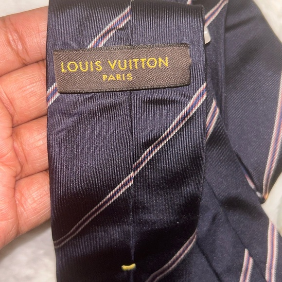 Louis Vuitton Navy Blue Americup Silk Tie - Picture 2 of 8
